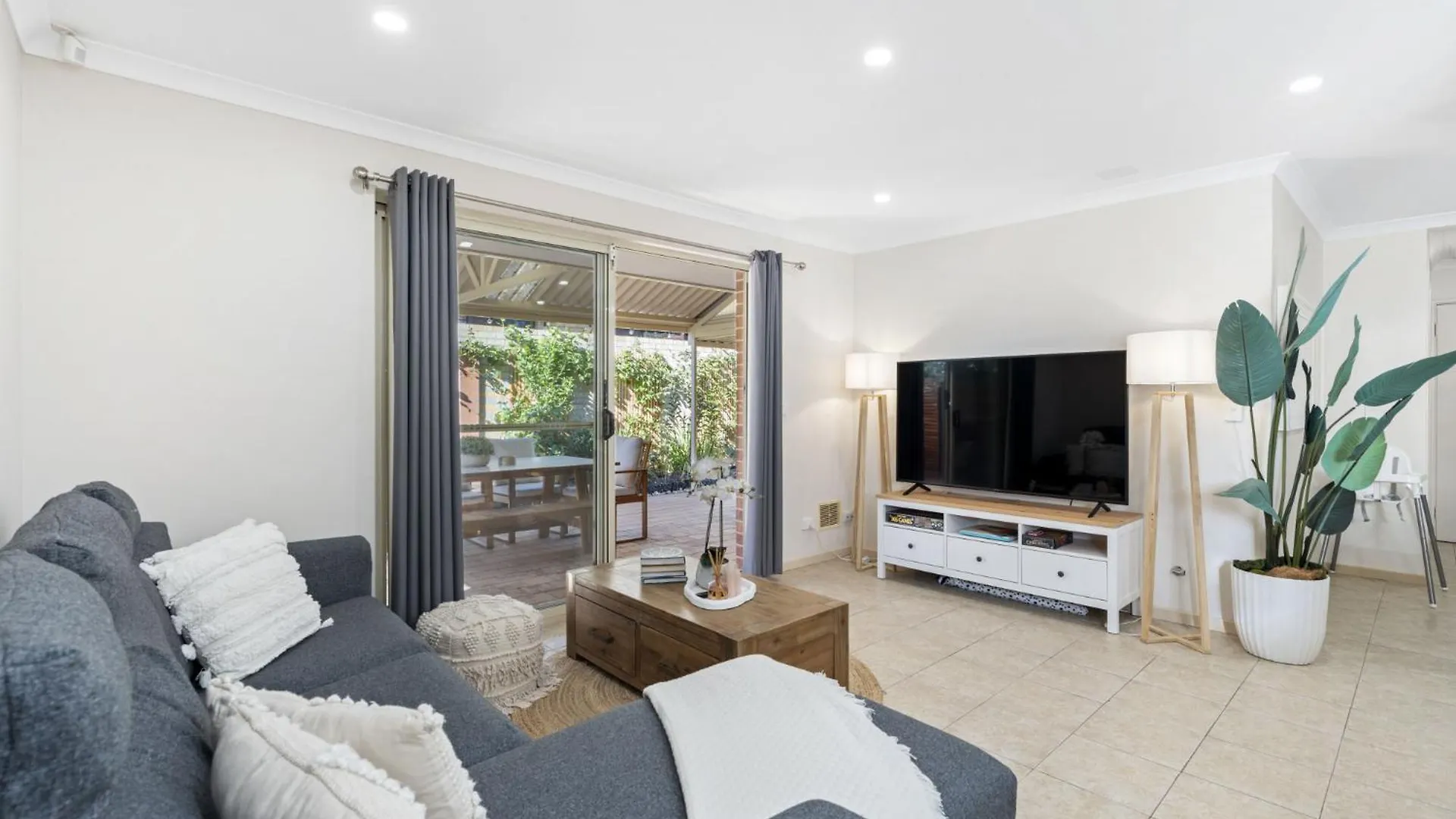 Rivervale Family Retreat Perth